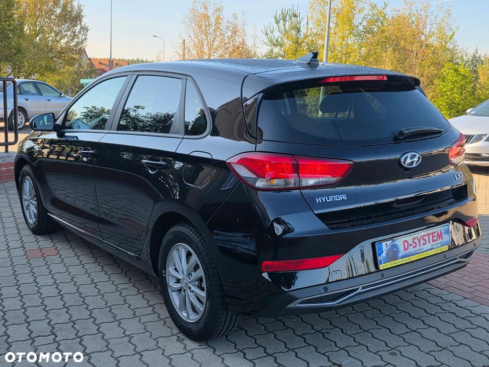 Hyundai i30 1.5 DPI Modern - 19