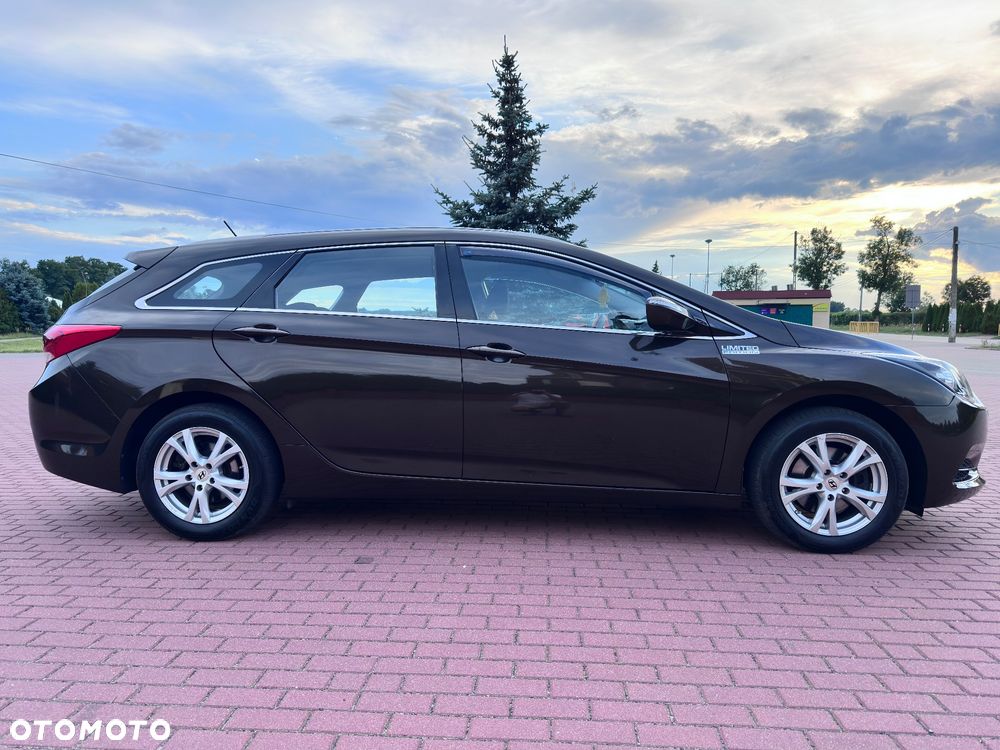 Hyundai i40 Kombi 1.6 Classic - 11