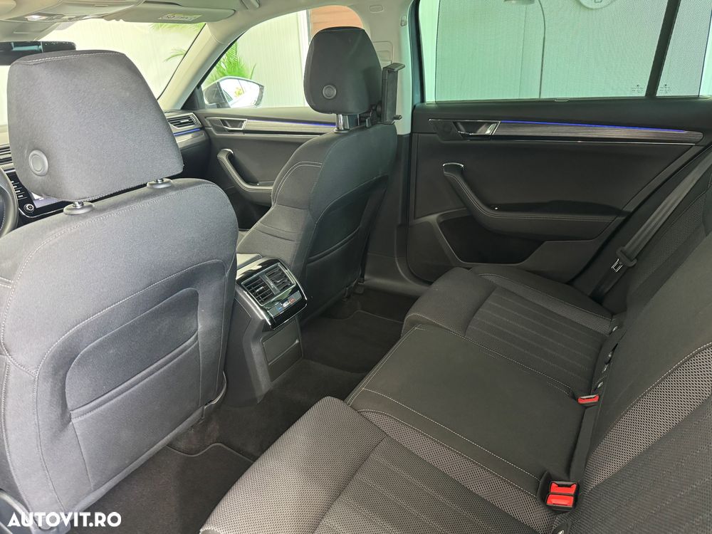 Skoda Superb 2.0 TDI DSG Style - 14