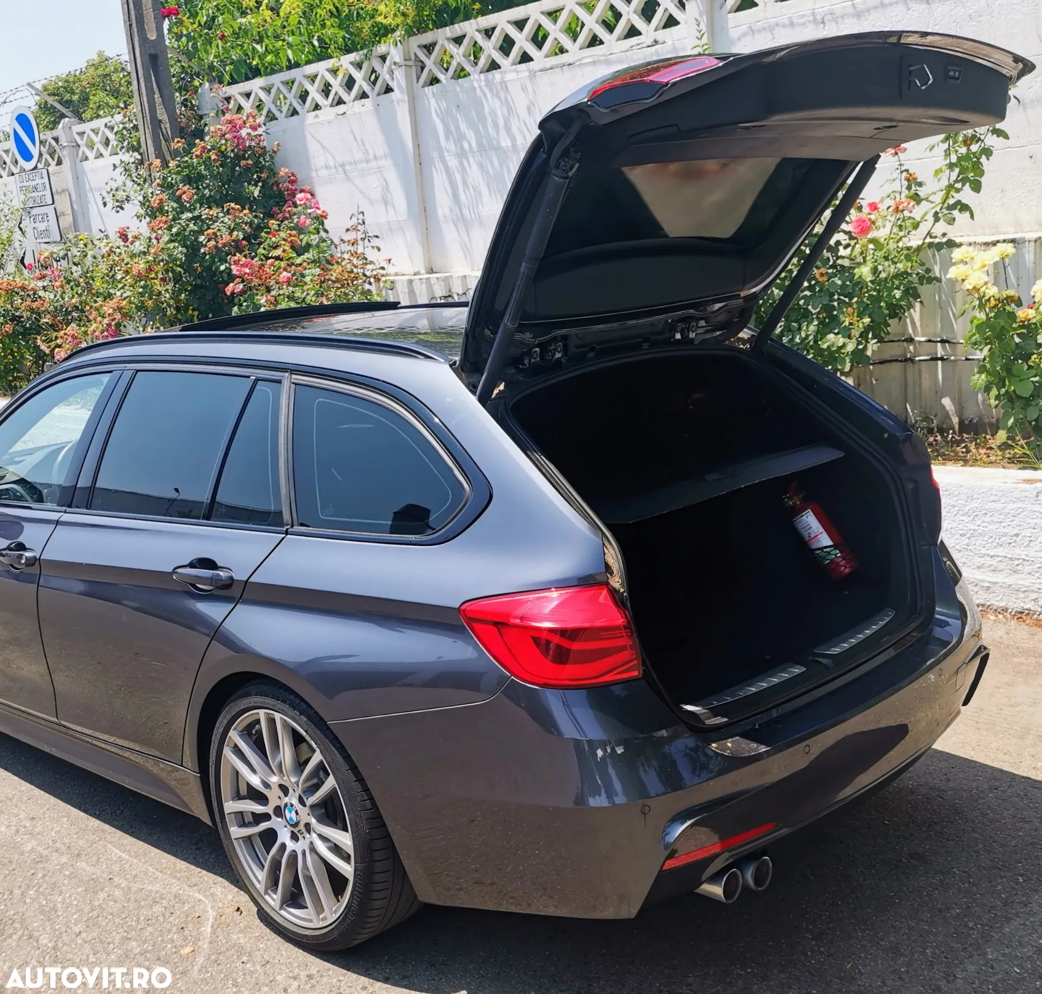 BMW Seria 3 320d Touring Aut. M Sport - 9