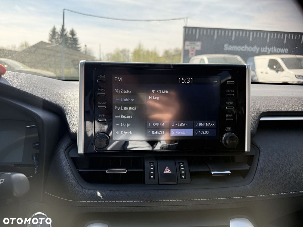 Toyota RAV4 - 16