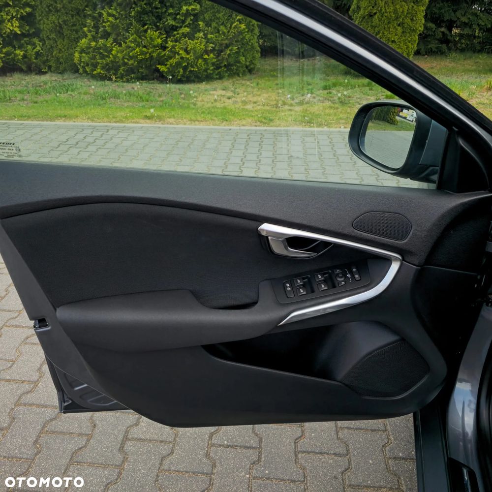 Volvo V40 D2 Drive-E Summum - 21