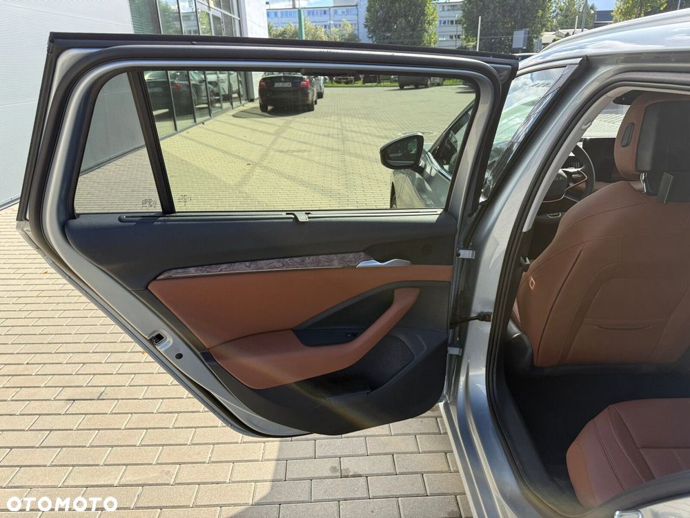 Skoda Superb 1.5 TSI L&K DSG - 15