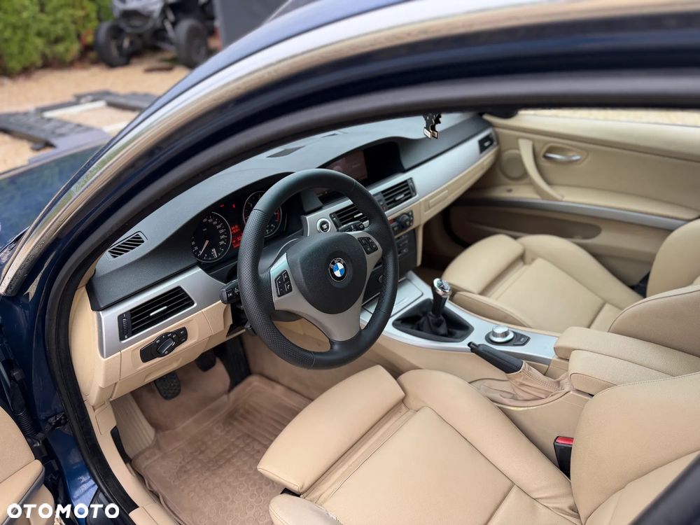 BMW Seria 3 330d DPF - 8