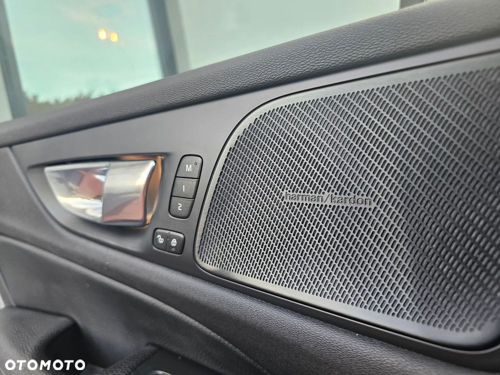 Volvo V60 B4 B Inscription - 12