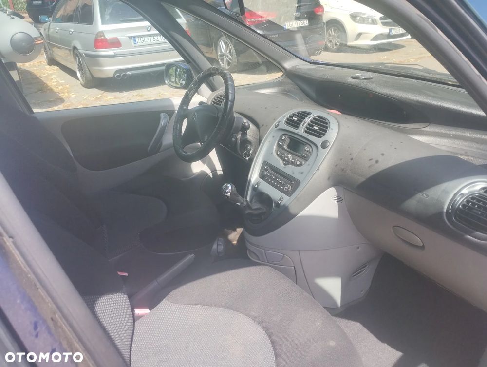 Citroën Xsara Picasso 1.6 Prestige - 9