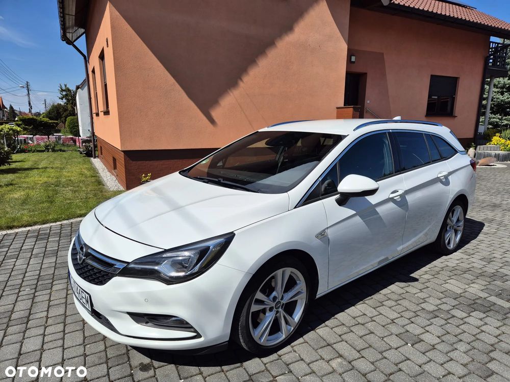 Opel Astra 1.6 BiTurbo D Start/Stop Ultimate - 1
