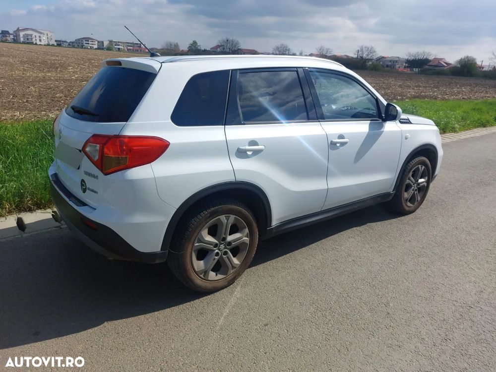 Suzuki Vitara 1.6 4X4 Spirit - 1