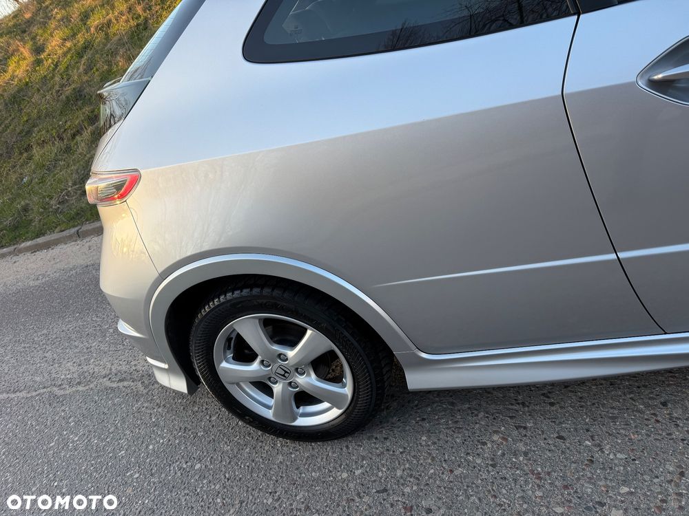 Honda Civic 1.4 TypeS - 32