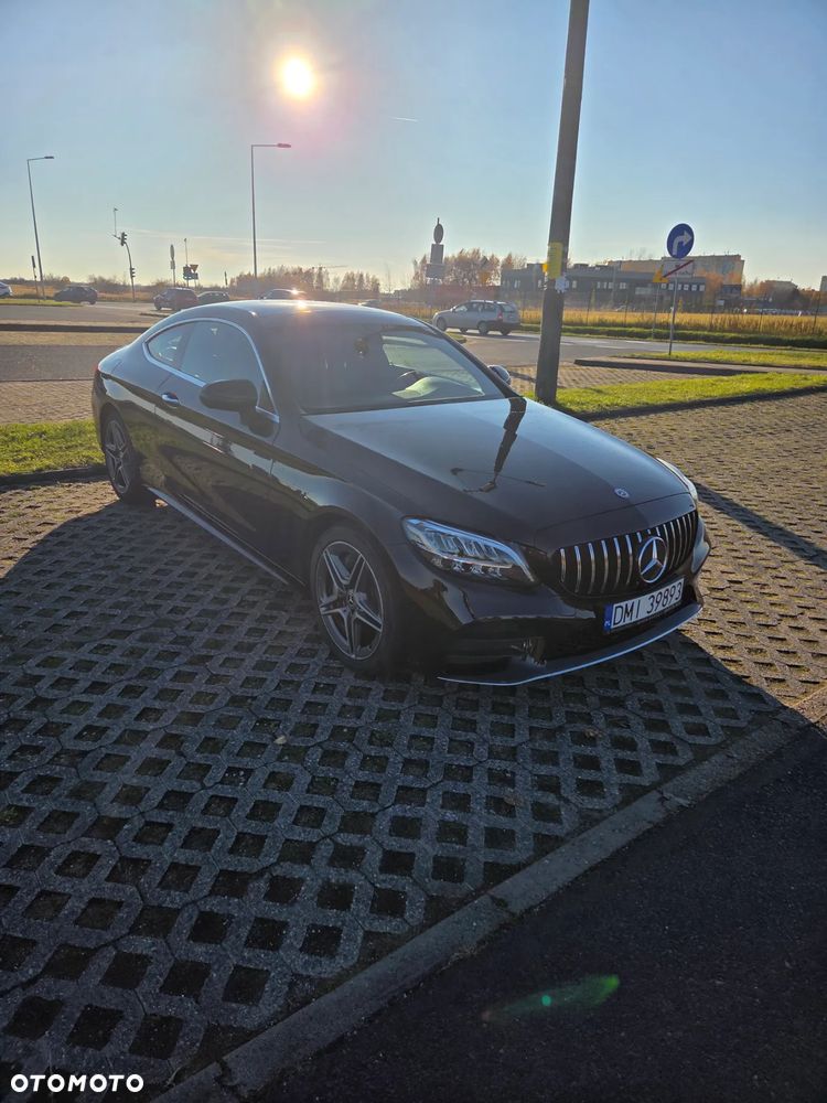 Mercedes-Benz Klasa C 300 4Matic 9G-TRONIC AMG Line Plus - 3