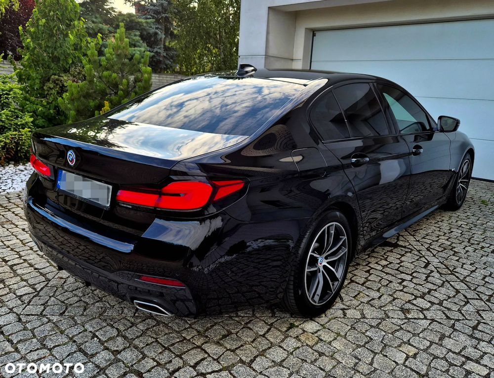 BMW Seria 5 520d xDrive mHEV M Sport sport - 3