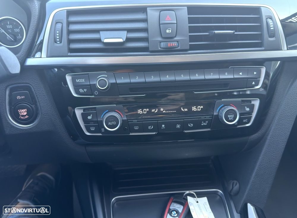 BMW 318 d Aut. Sport Line - 14