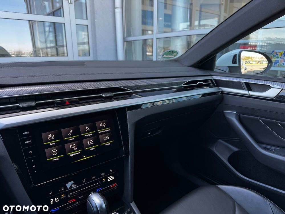 Volkswagen Arteon 2.0 TDI SCR DSG R-Line - 17