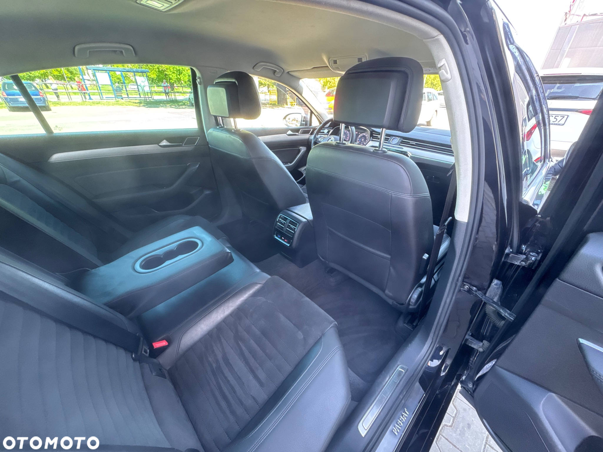 Volkswagen Passat 1.8 TSI BMT Highline DSG - 34