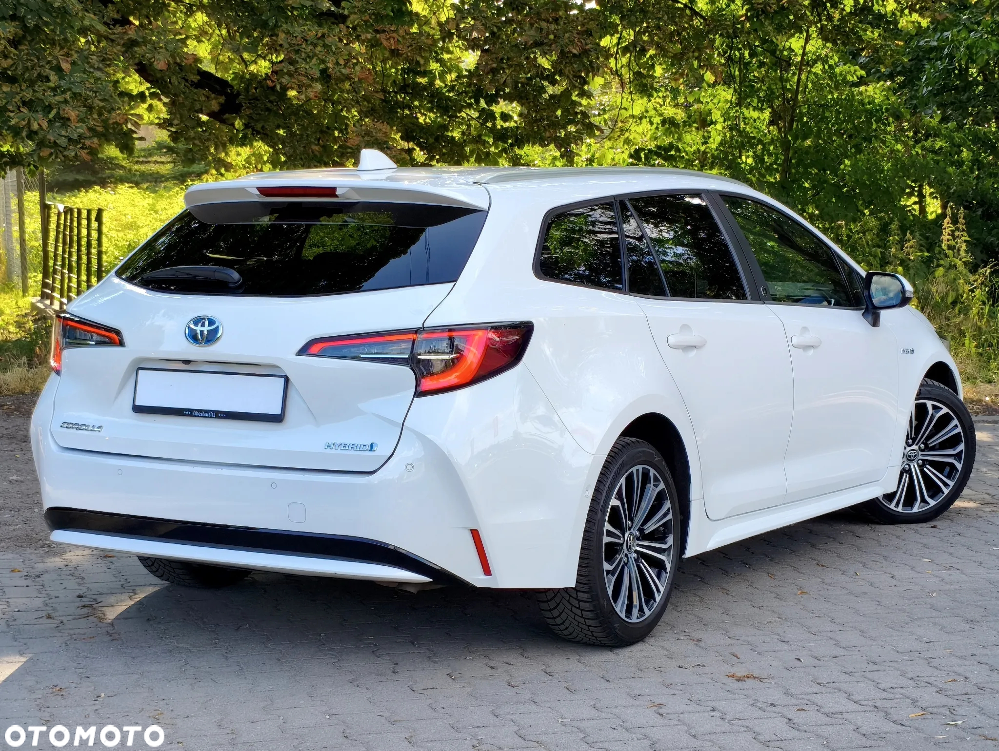 Toyota Corolla 1.8 Hybrid Team Deutschland - 3