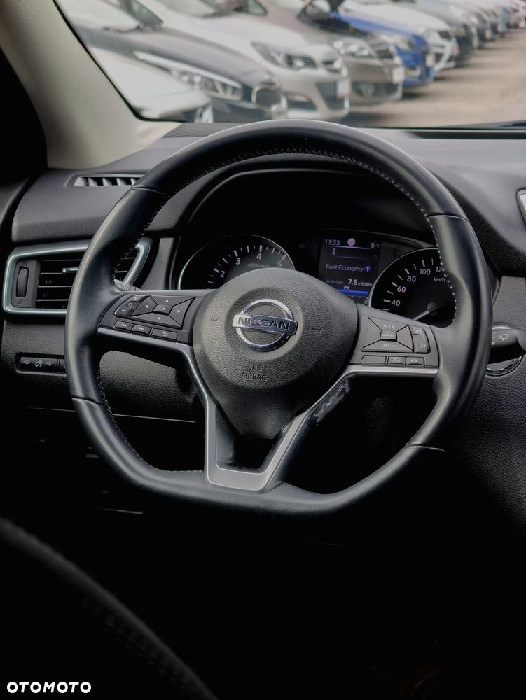 Nissan Qashqai - 10