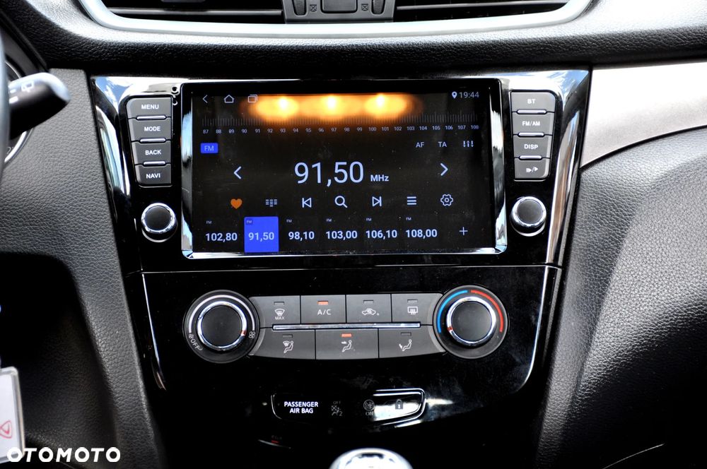 Nissan Qashqai 1.3 DIG-T SHIRO - 33