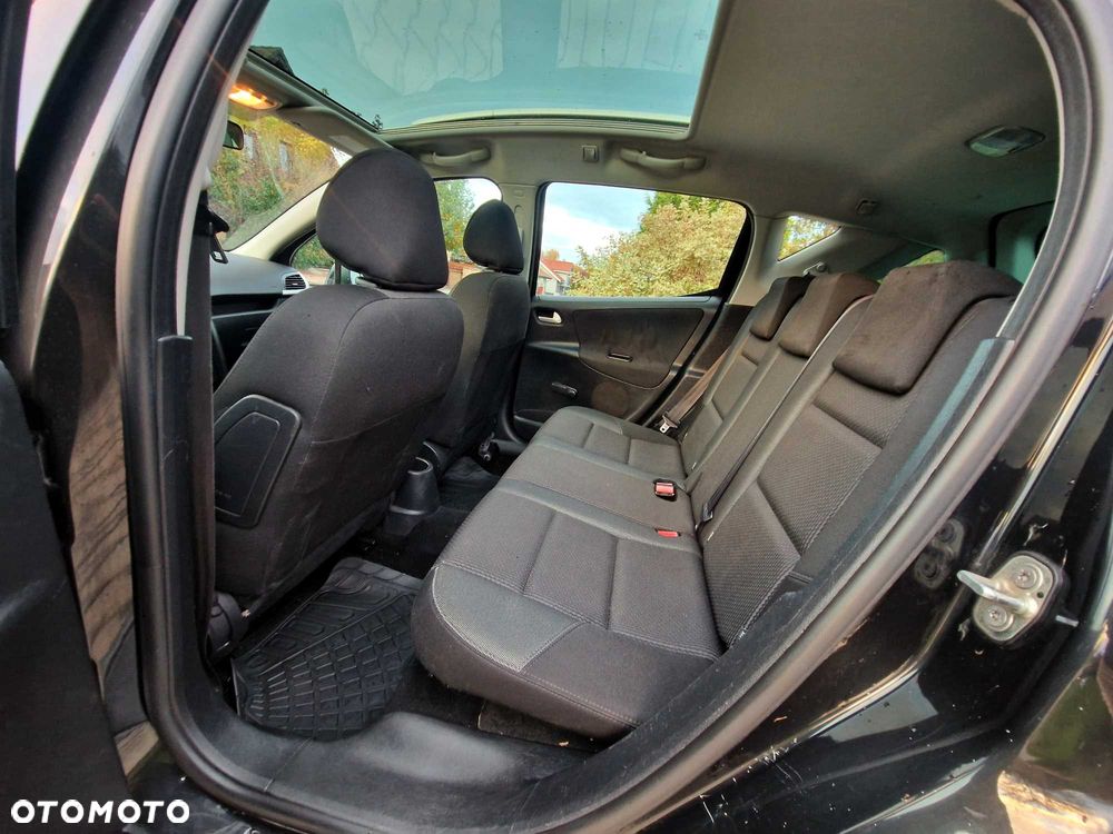 Peugeot 207 - 11