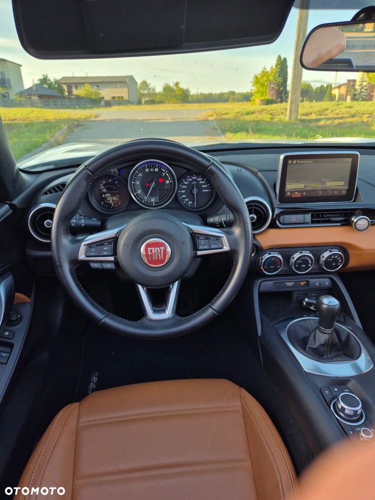 Fiat 124 Spider 1.4 MultiAir Lusso - 8