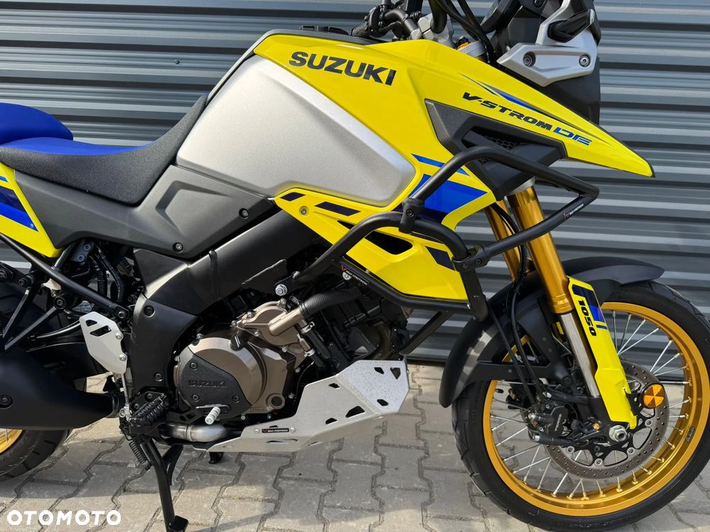 Suzuki DL - 17