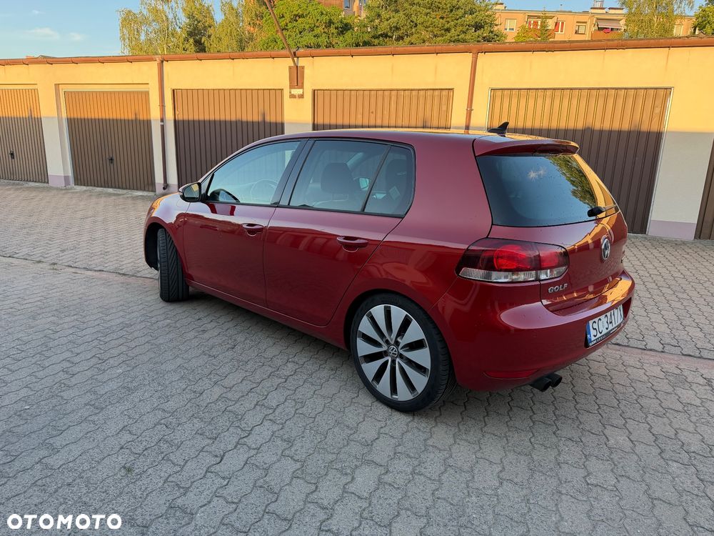 Volkswagen Golf - 5