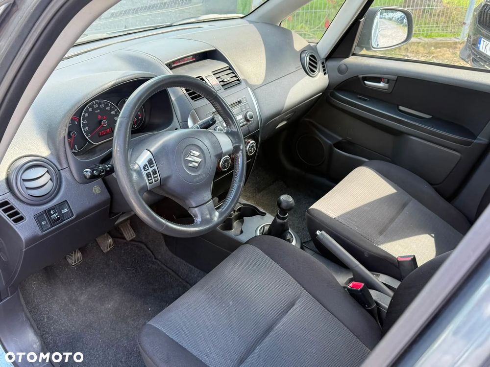 Suzuki SX4 1.6 GLX / Comfort - 13