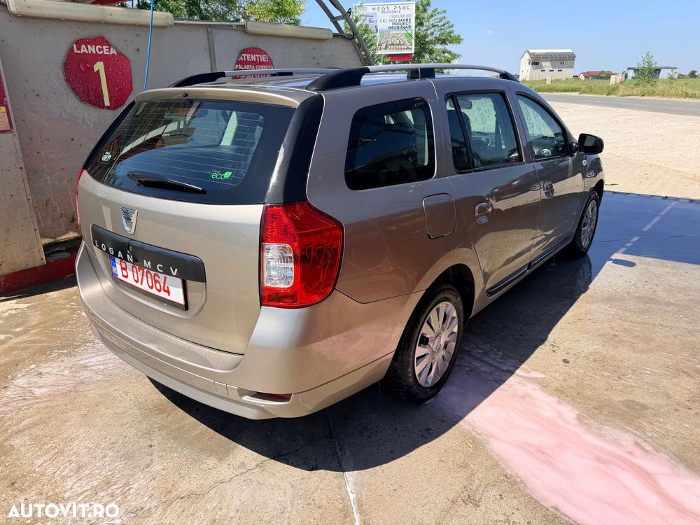 Dacia Logan 0.9 TCe Laureate - 4