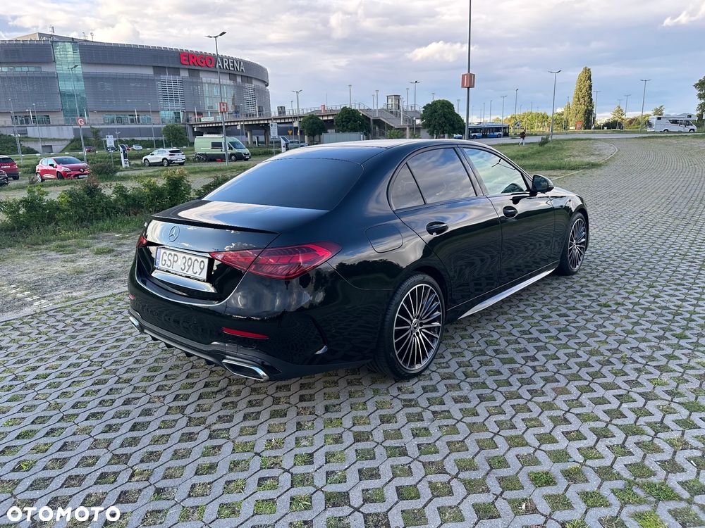 Mercedes-Benz Klasa C 180 9G-TRONIC AMG Line Advanced - 26