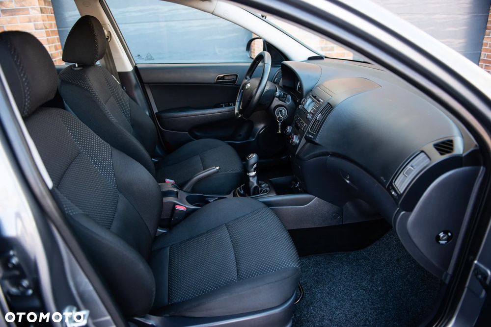 Hyundai i30 1.4 Blue Comfort - 30