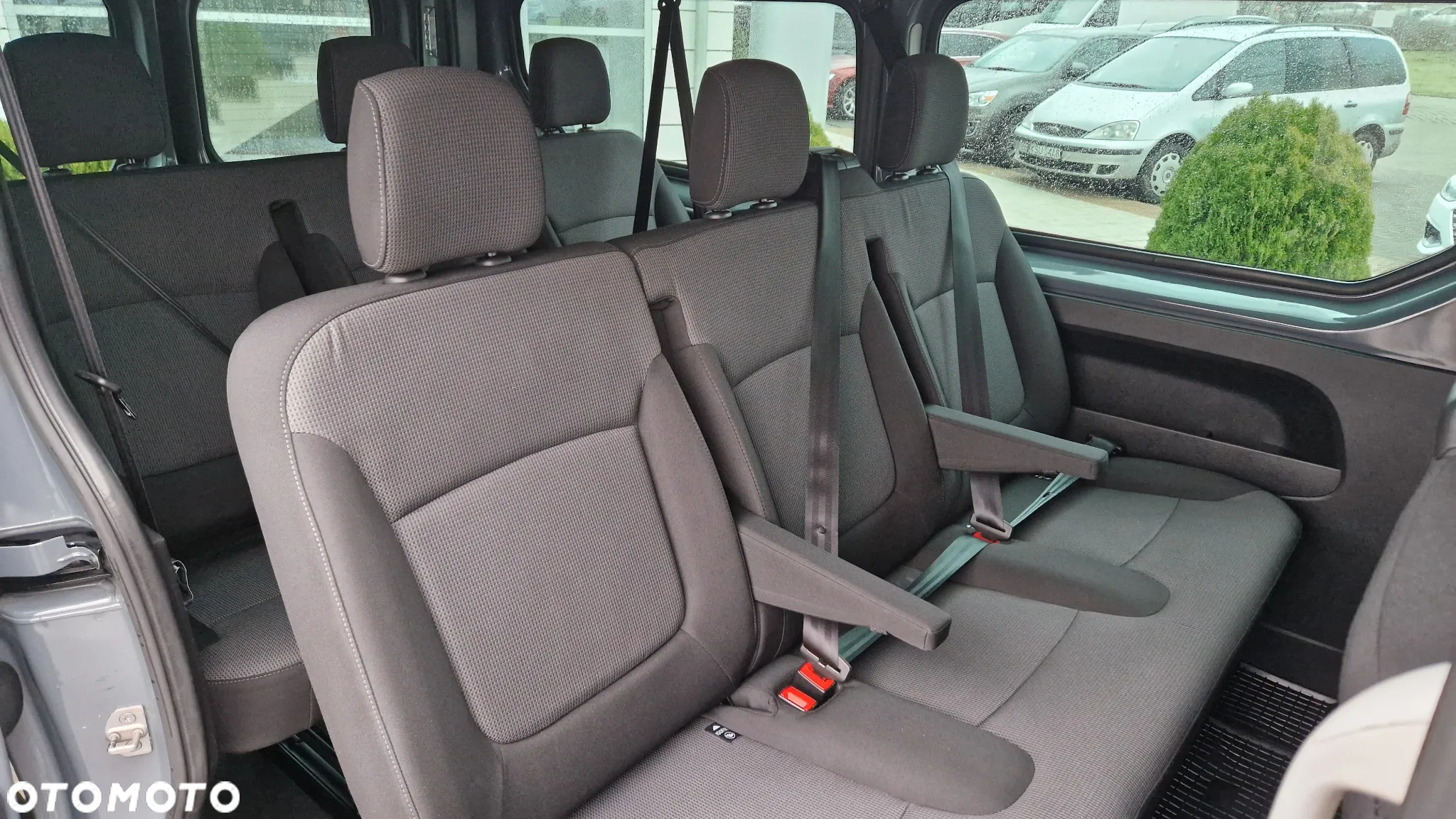 Renault Trafic - 12
