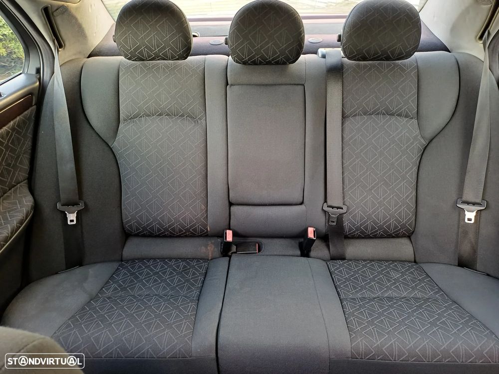 Mercedes-Benz C 220 CDI Auto Avantgarde - 7