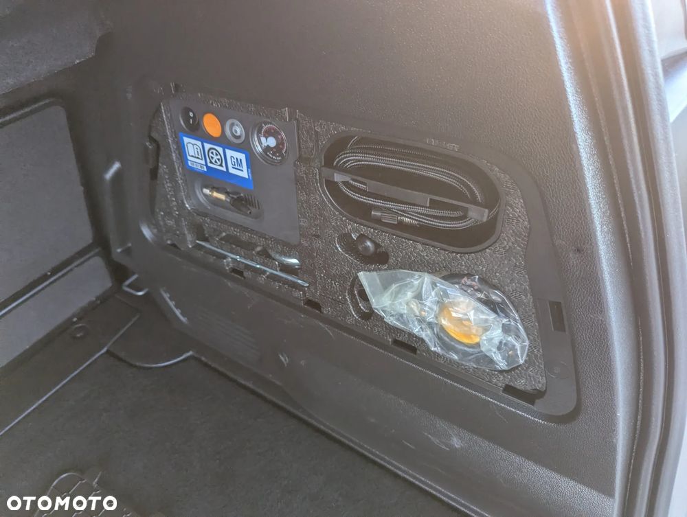 Opel Meriva 1.4 Innovation - 28