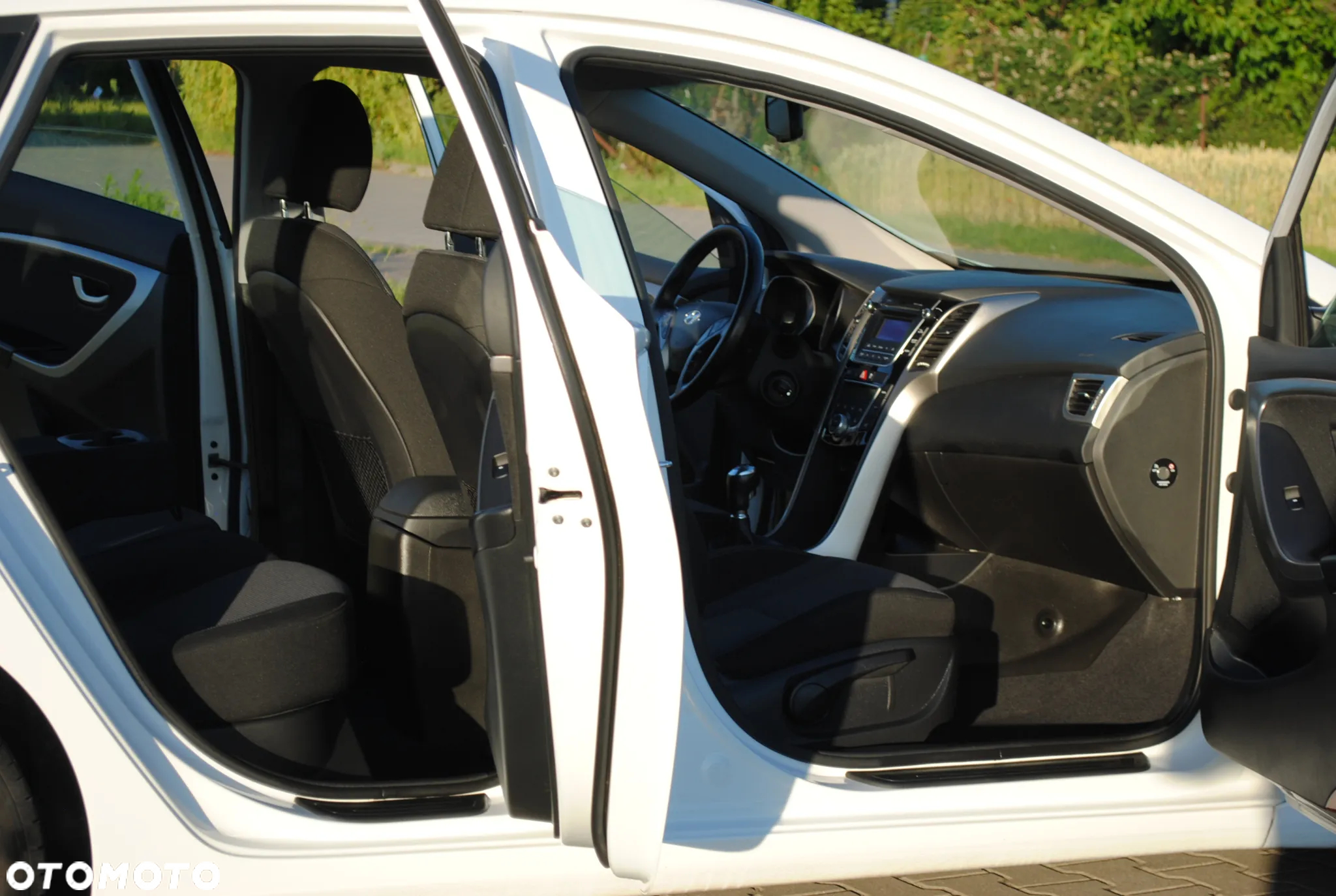 Hyundai i30 1.6 D Premium - 16