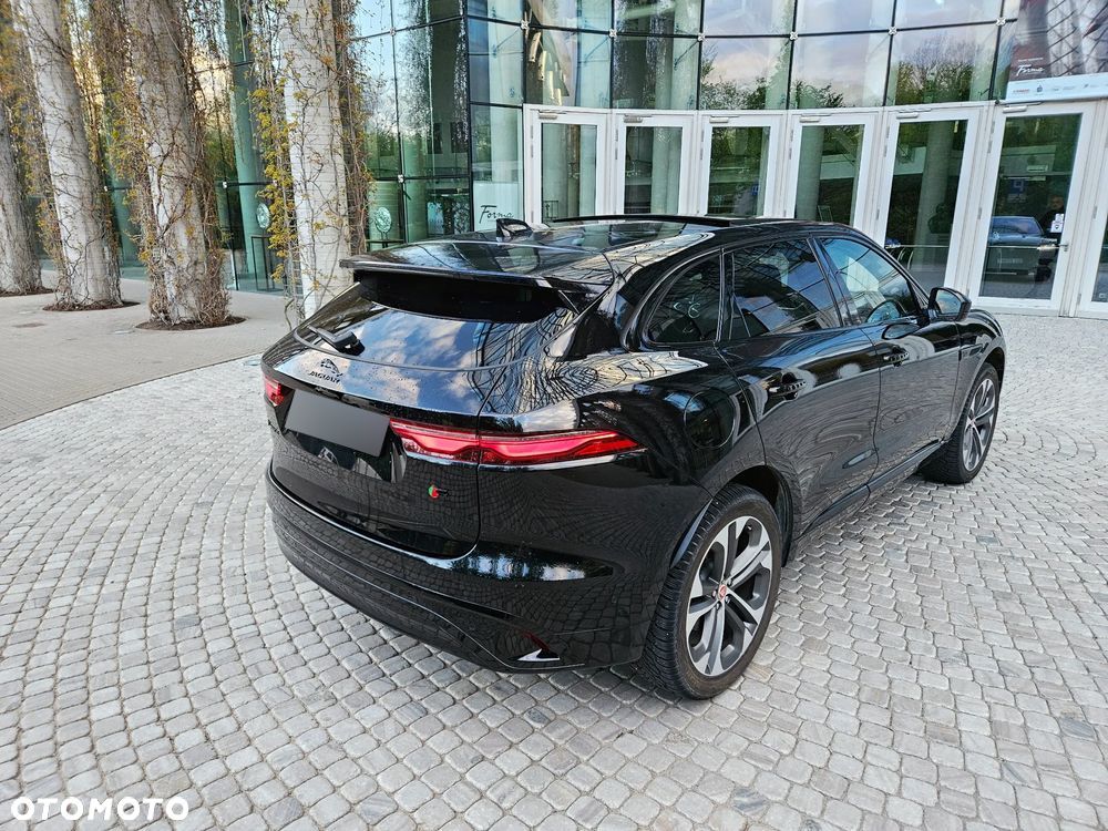 Jaguar F-Pace P250 AWD R-Dynamic Black - 10
