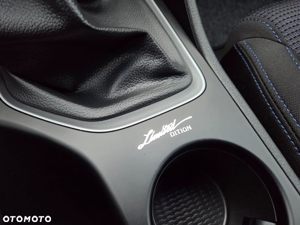 Hyundai Tucson blue 1.7 CRDi 2WD Style - 34