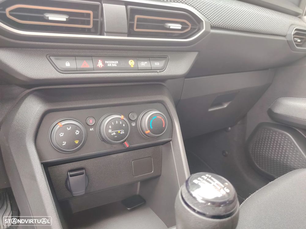 Dacia Sandero 1.0 ECO-G Stepway Bi-Fuel — fotografia 8