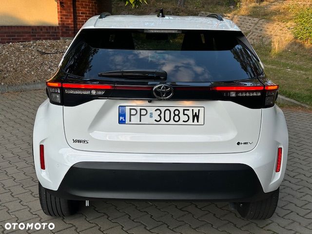 Toyota Yaris Cross 130 1.5 VVT-i Black&White - 12