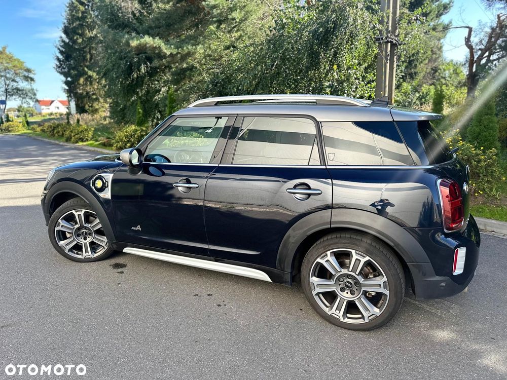 MINI Countryman Cooper SE ALL4 Yours Trim - 2