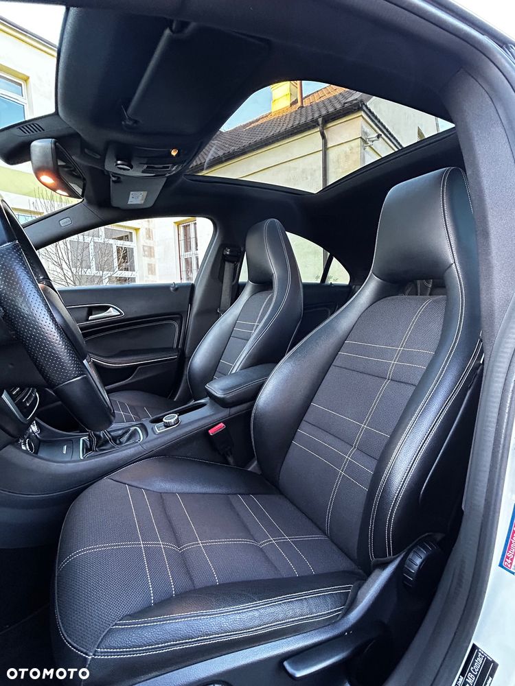 Mercedes-Benz CLA 180 BlueEffICIENCY Edition - 9