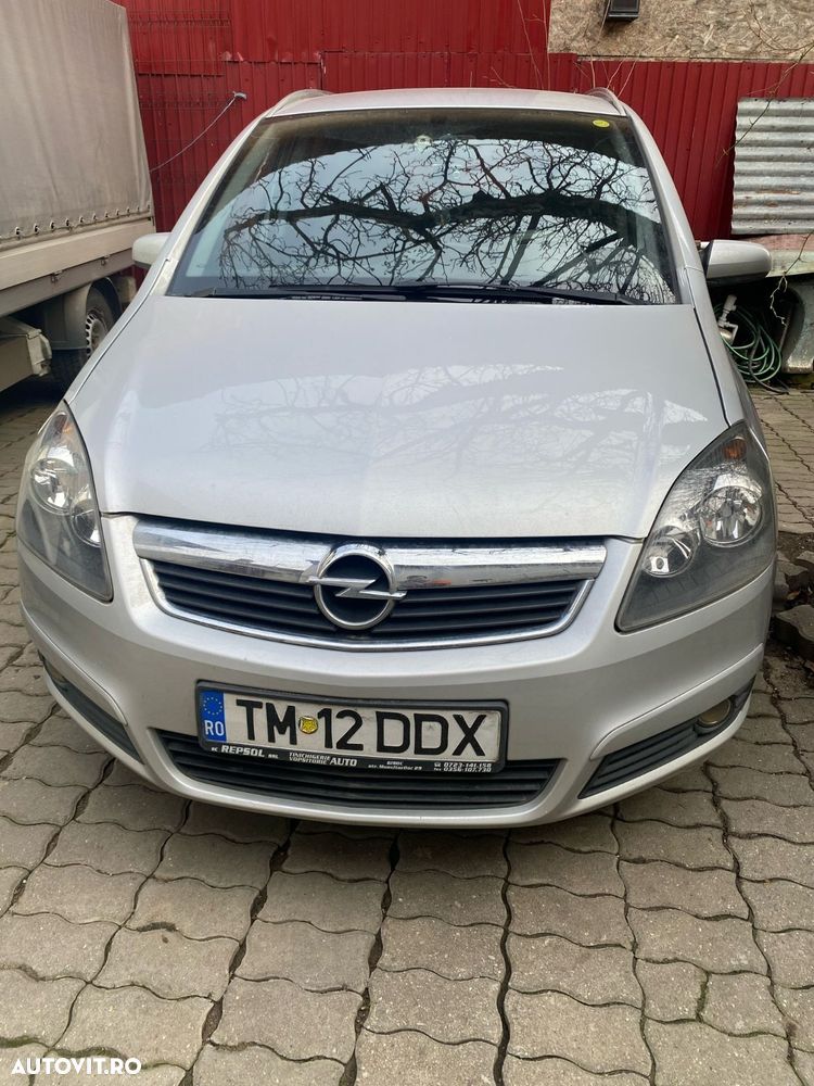 Opel Zafira - 1