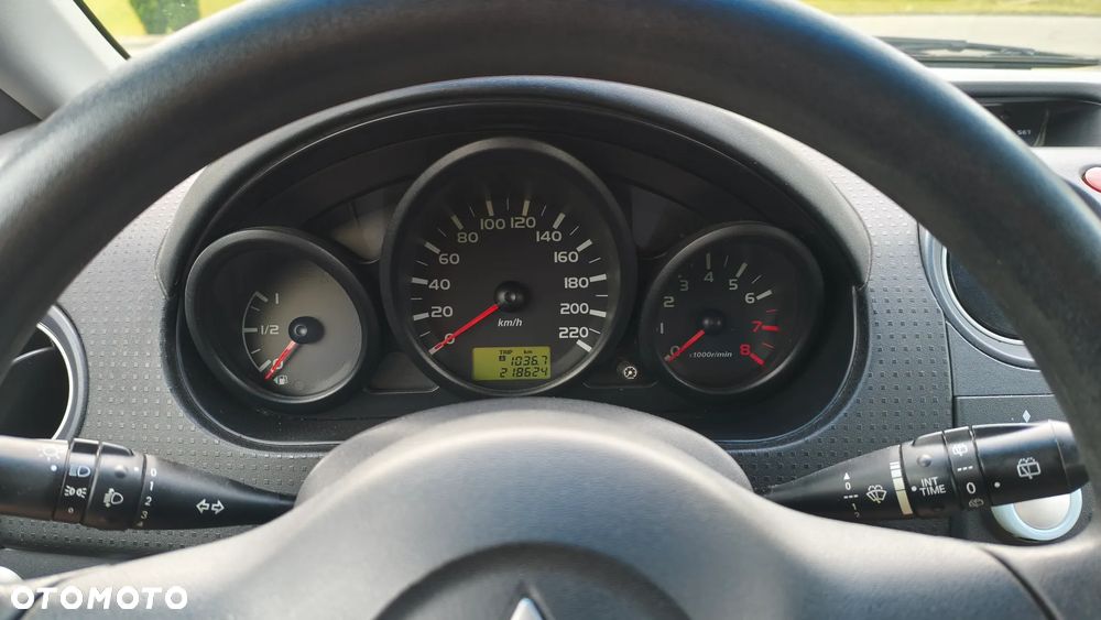 Mitsubishi Colt 1.3 Inform - 9