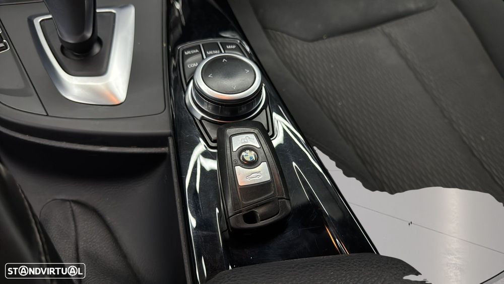 BMW 320 d Advantage Auto - 15