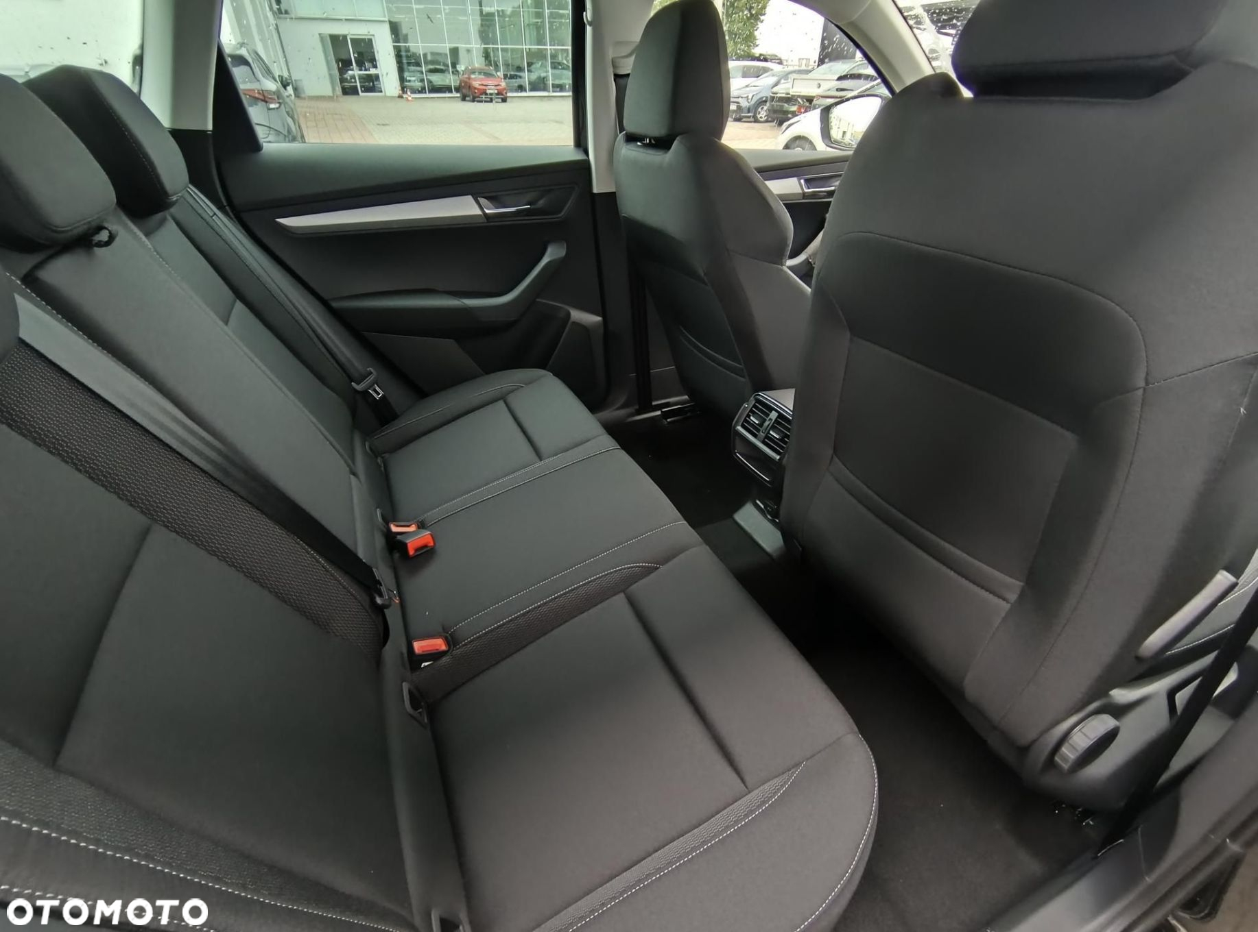 Skoda Karoq 1.5 TSI ACT Edition 130 DSG - 8