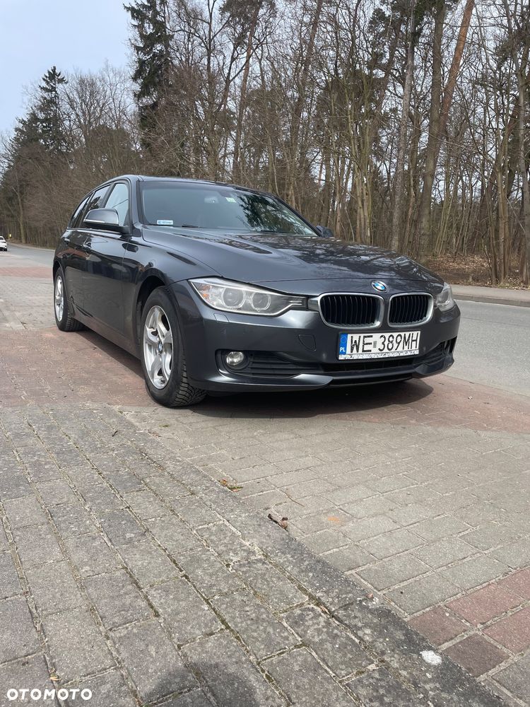 BMW Seria 3 318d DPF Edition Exclusive - 1
