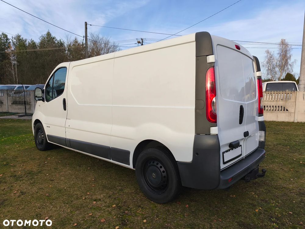 Renault TRAFIC - 8