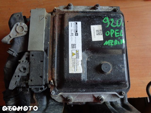 OPEL MERIVA KOMPUTER SILNIKA 8980258285 - 1