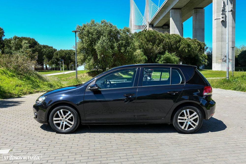 VW Golf 1.6 TDi Confortline DSG - 8