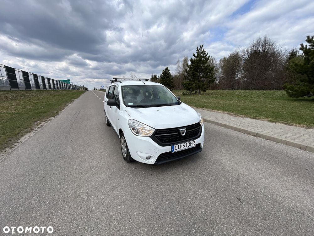 Dacia Lodgy 1.6 SCe Ambiance S&S - 11