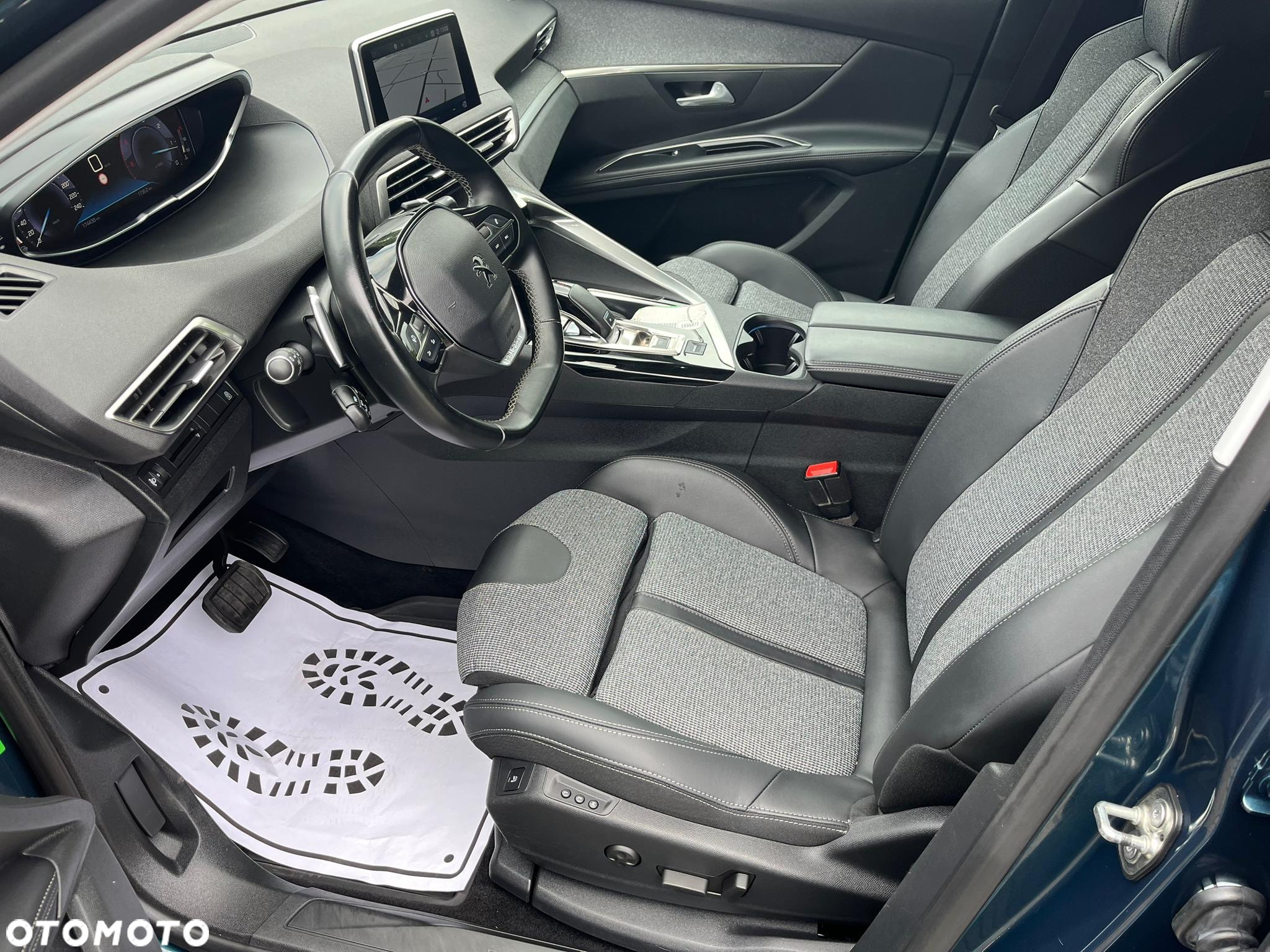 Peugeot 5008 1.5 BlueHDi Allure S&S EAT8 - 6