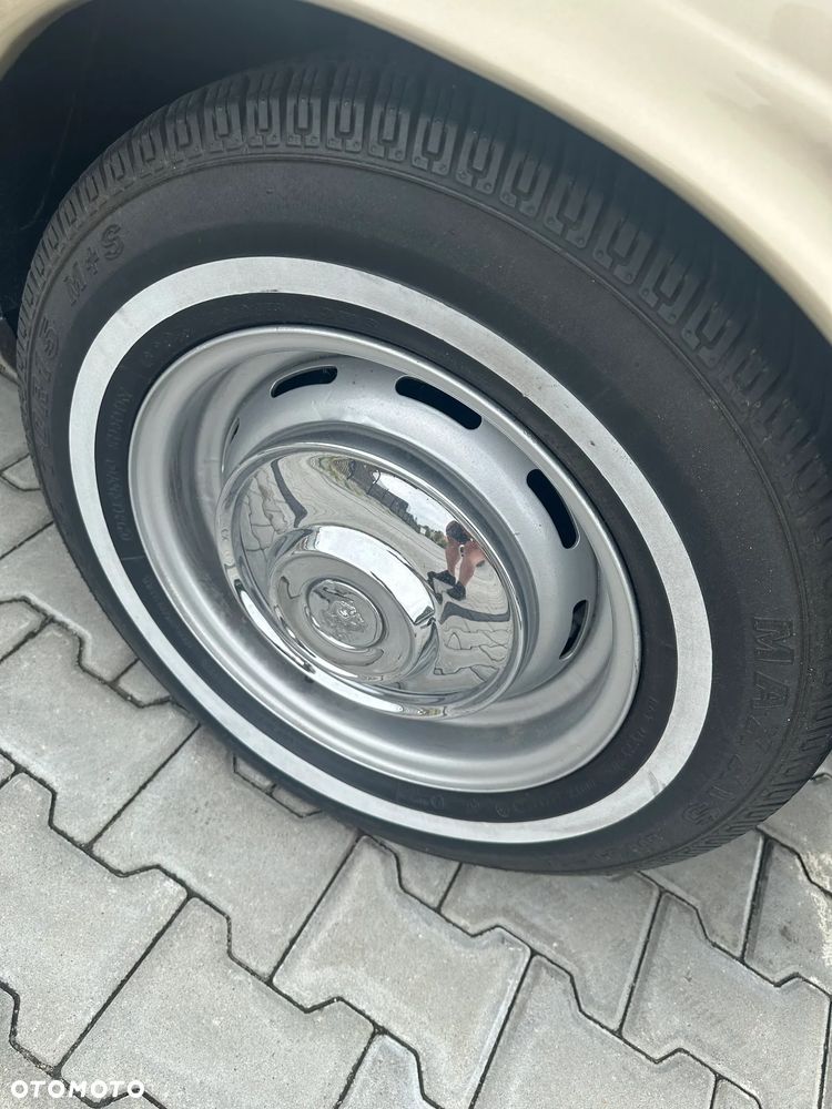 Jaguar XJ - 10